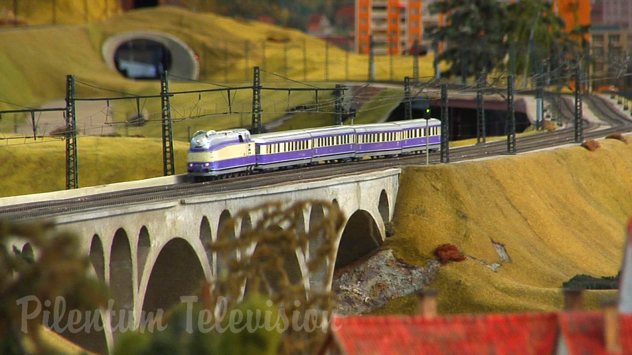 Big Model Trains and Cab Ride at the Dresden Model Railroad Museum