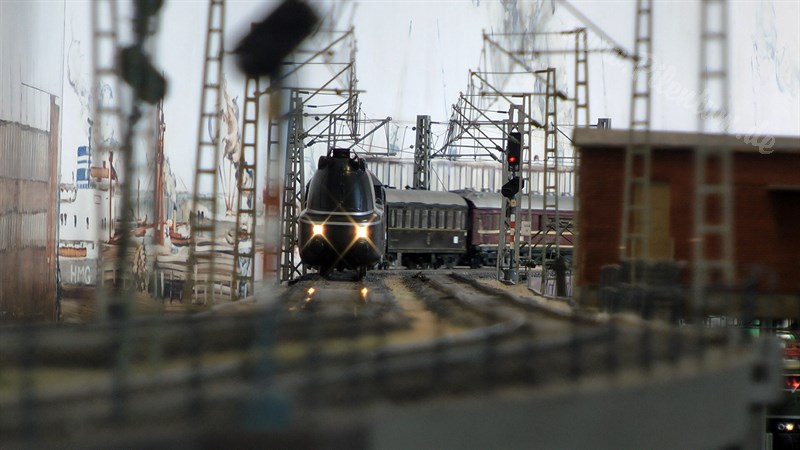 Toy Trains in 1 Gauge at the Hamburg Model Railroad Museum