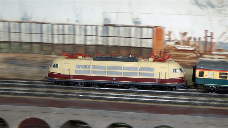 Toy Trains in 1 Gauge at the Hamburg Model Railroad Museum