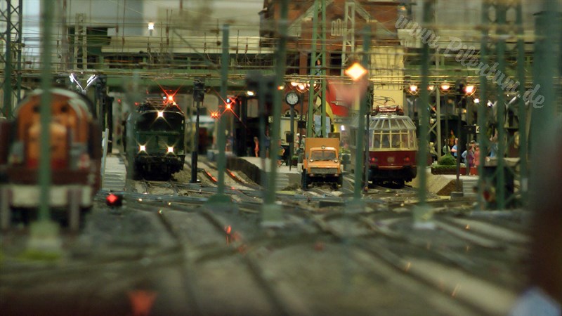 Toy Trains in 1 Gauge at the Hamburg Model Railroad Museum