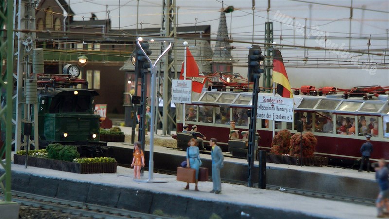 Toy Trains in 1 Gauge at the Hamburg Model Railroad Museum