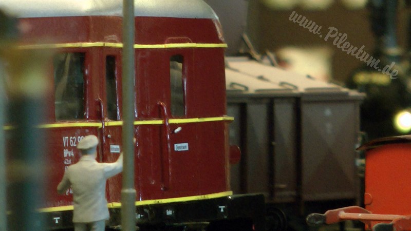 Toy Trains in 1 Gauge at the Hamburg Model Railroad Museum