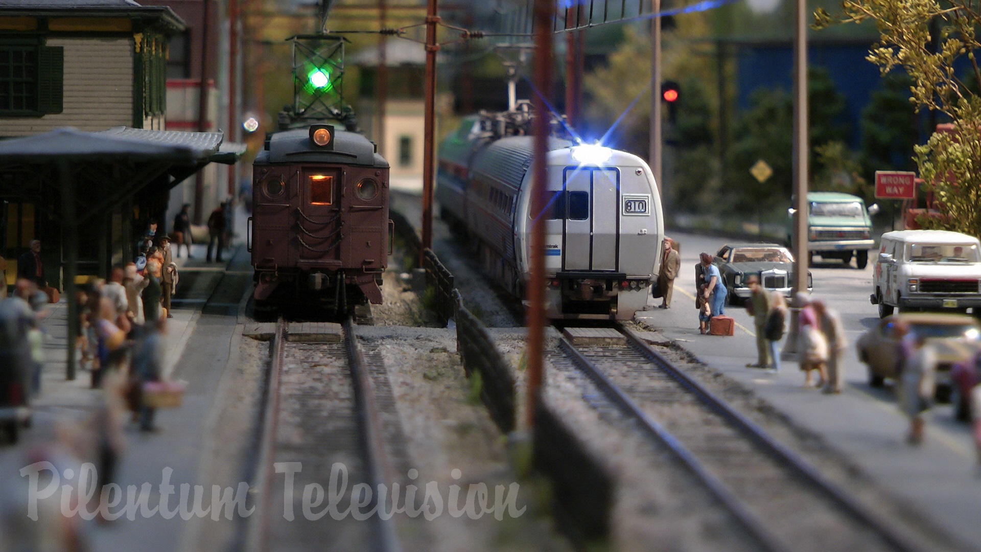 Impressive City Edge Layout and Cab Ride with American Model Trains