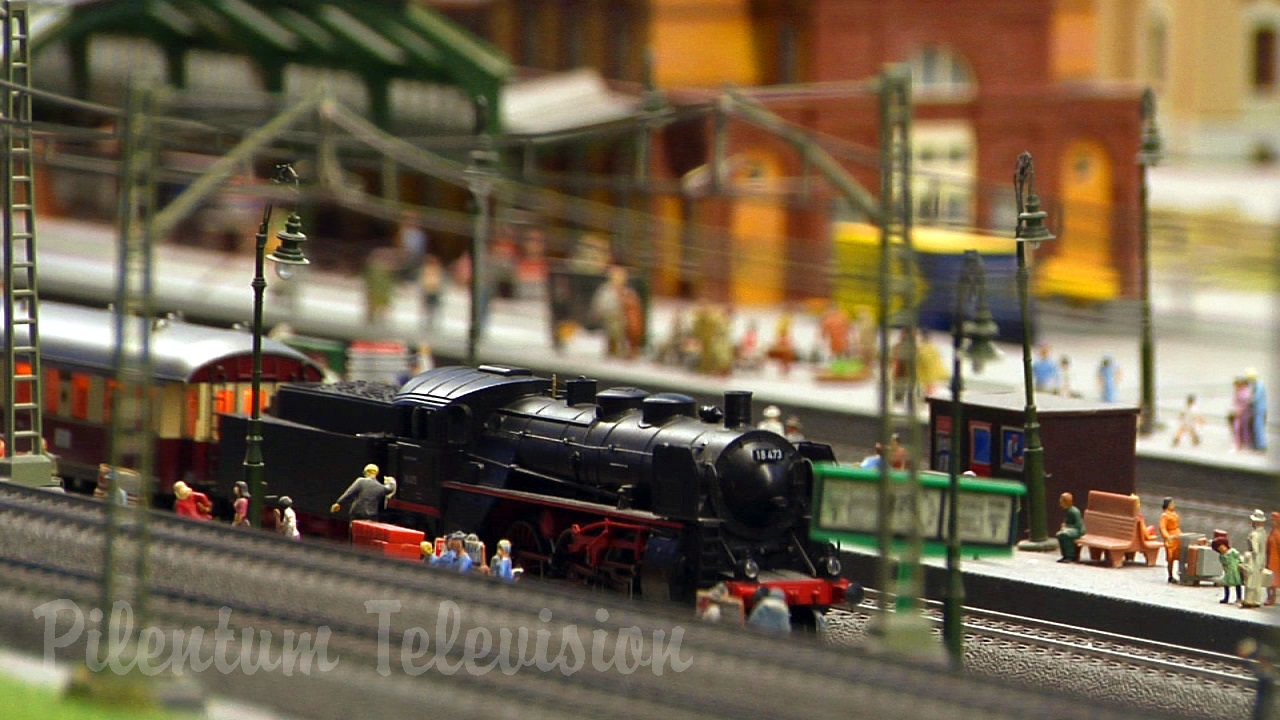 The Great Marklin Model Railroad Show in HO Scale