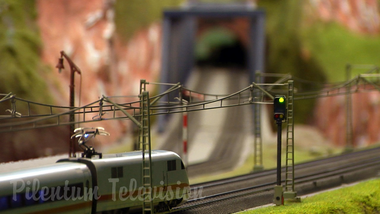 The Great Marklin Model Railroad Show in HO Scale