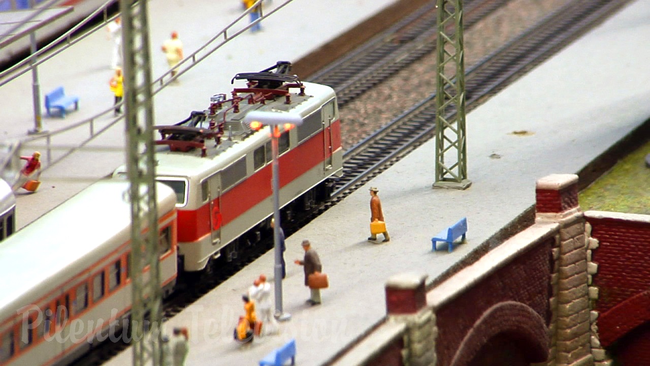 The Great Marklin Model Railroad Show in HO Scale