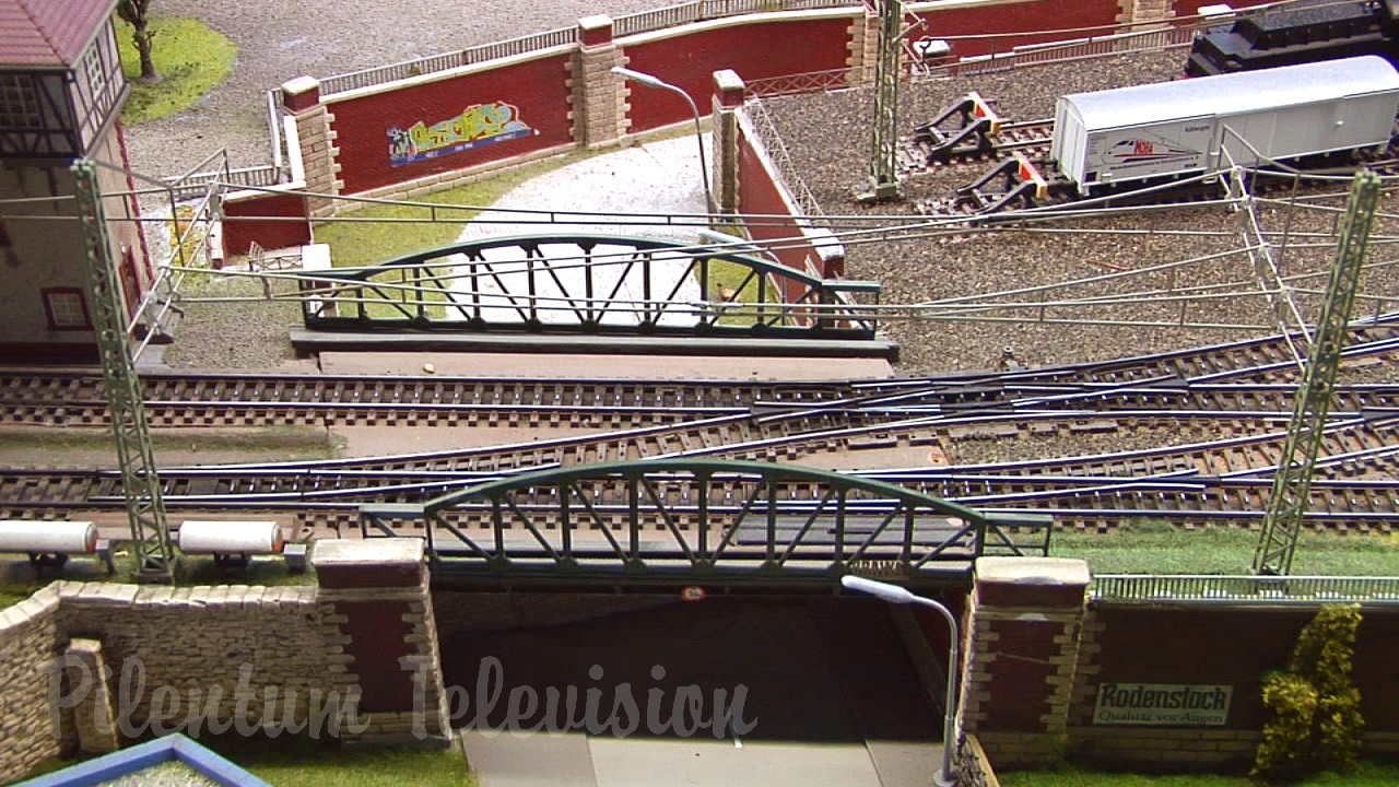 The Great Marklin Model Railroad Show in HO Scale