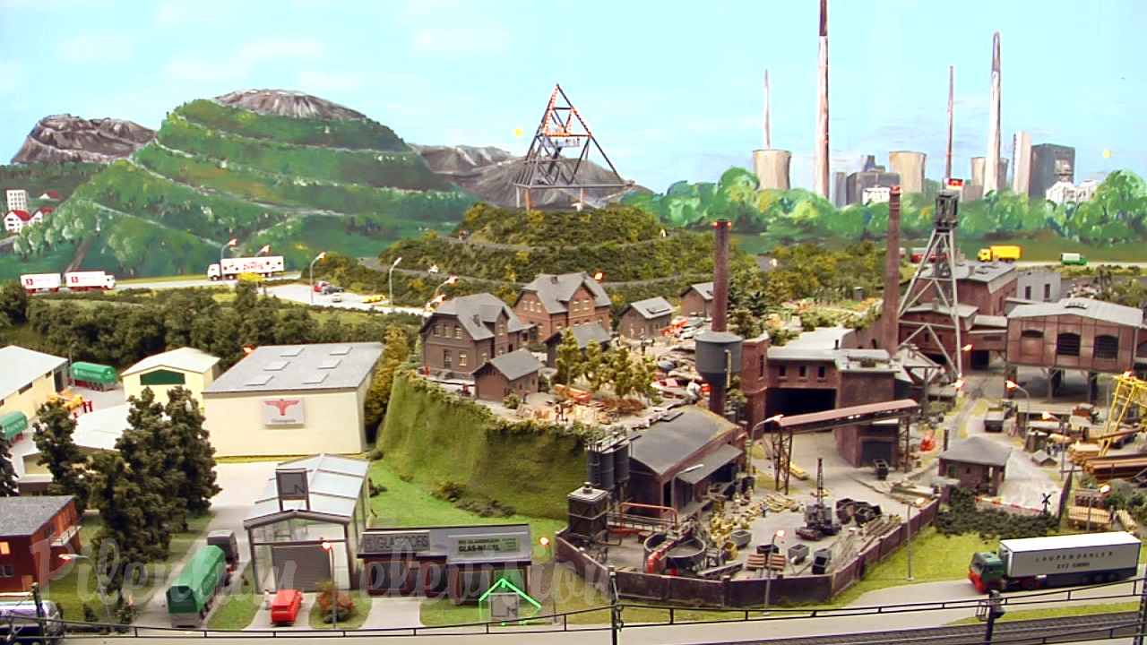 The Great Marklin Model Railroad Show in HO Scale