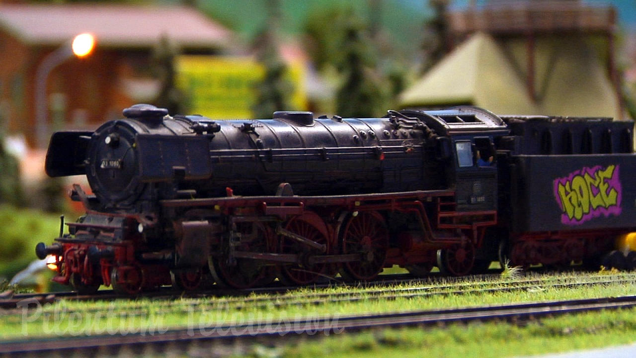 The Great Marklin Model Railroad Show in HO Scale