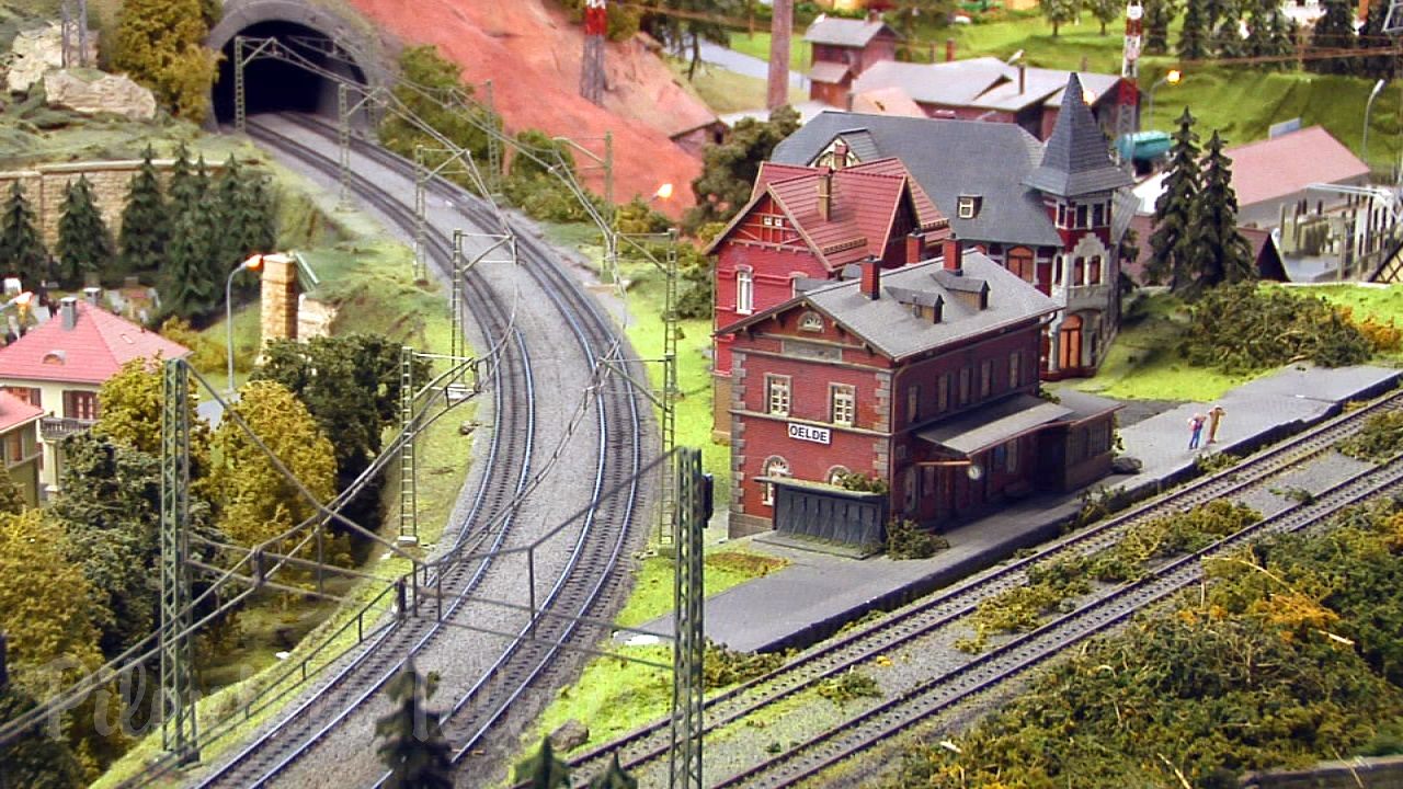 The Great Marklin Model Railroad Show in HO Scale