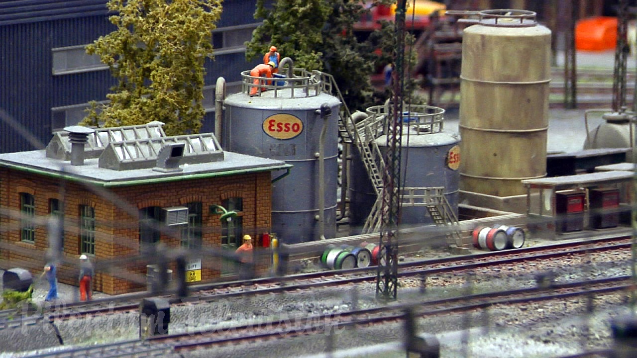 The Great Marklin Model Railroad Show in HO Scale