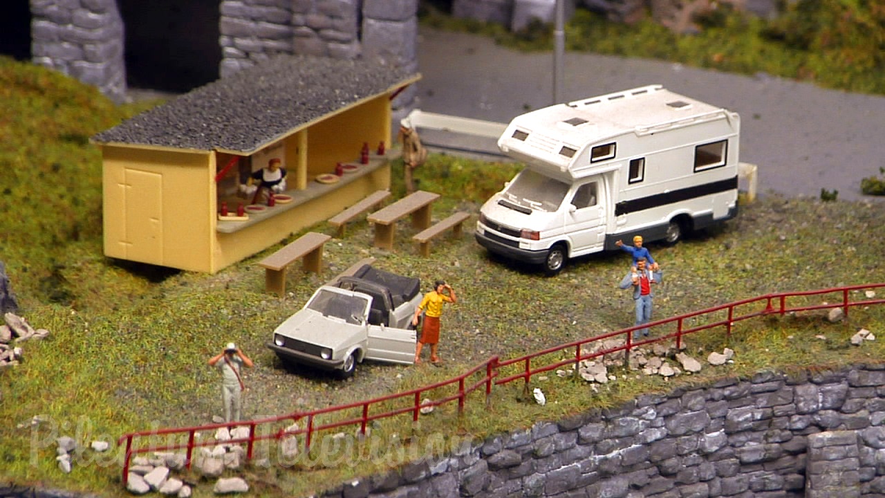 The Great Marklin Model Railroad Show in HO Scale