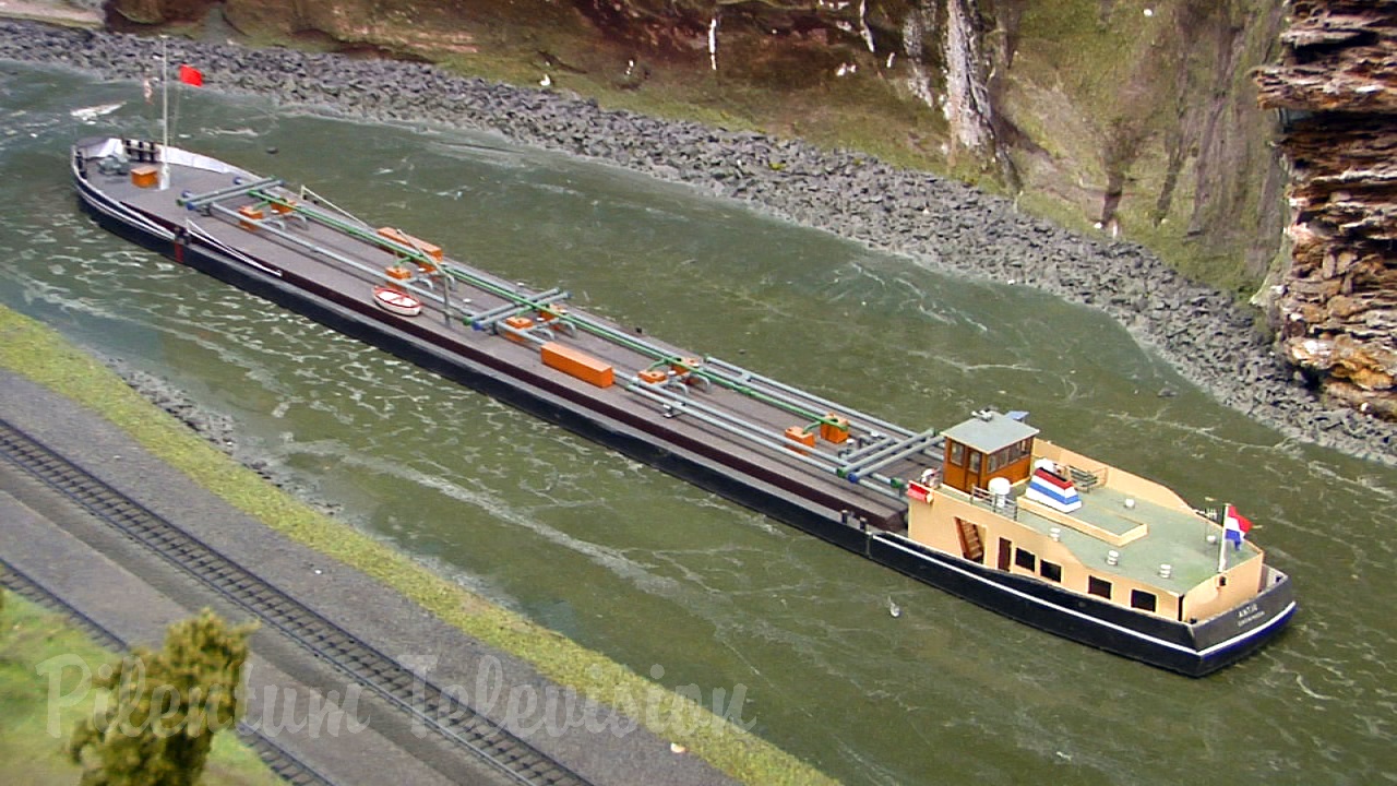 The Great Marklin Model Railroad Show in HO Scale