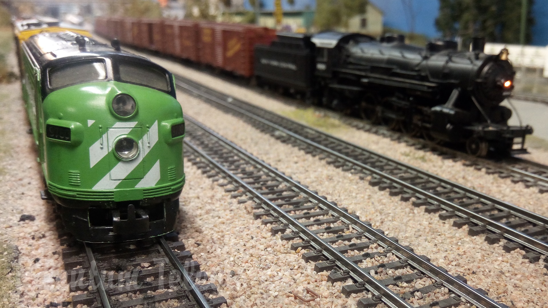 Burlington Northern Model Railroad in 1/87 Scale