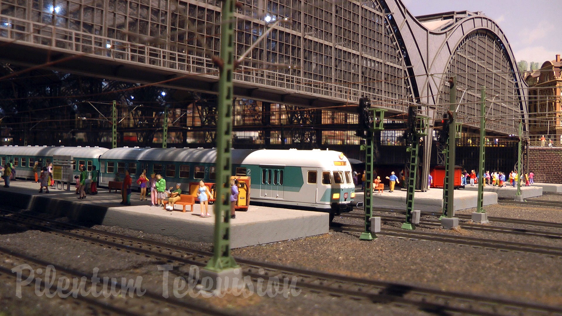 Model Railway Traffic on a Marklin Railroad Layout in HO Scale