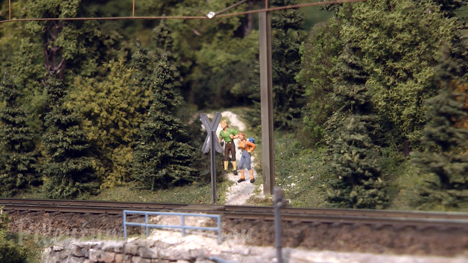 Awesome model train layouts made in Swiss model railroading and railway modelling style