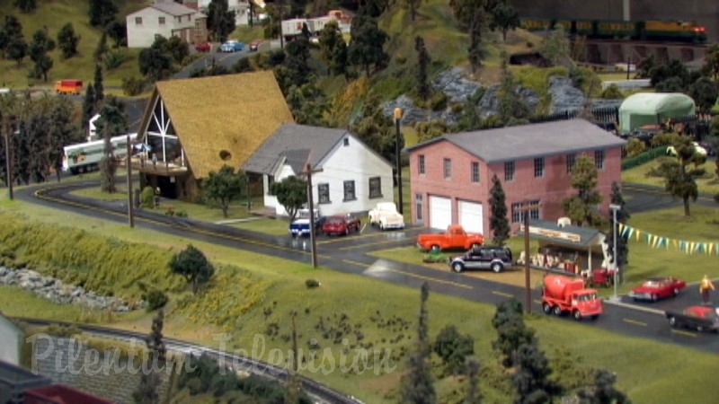 The Choo Choo Barn Model Train Layout in Strasburg Pennsylvania