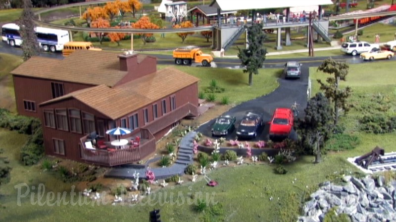 The Choo Choo Barn Model Train Layout in Strasburg Pennsylvania