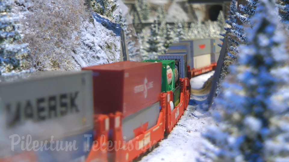 Wonderful US model railroad layout in HO scale with landscape in winter