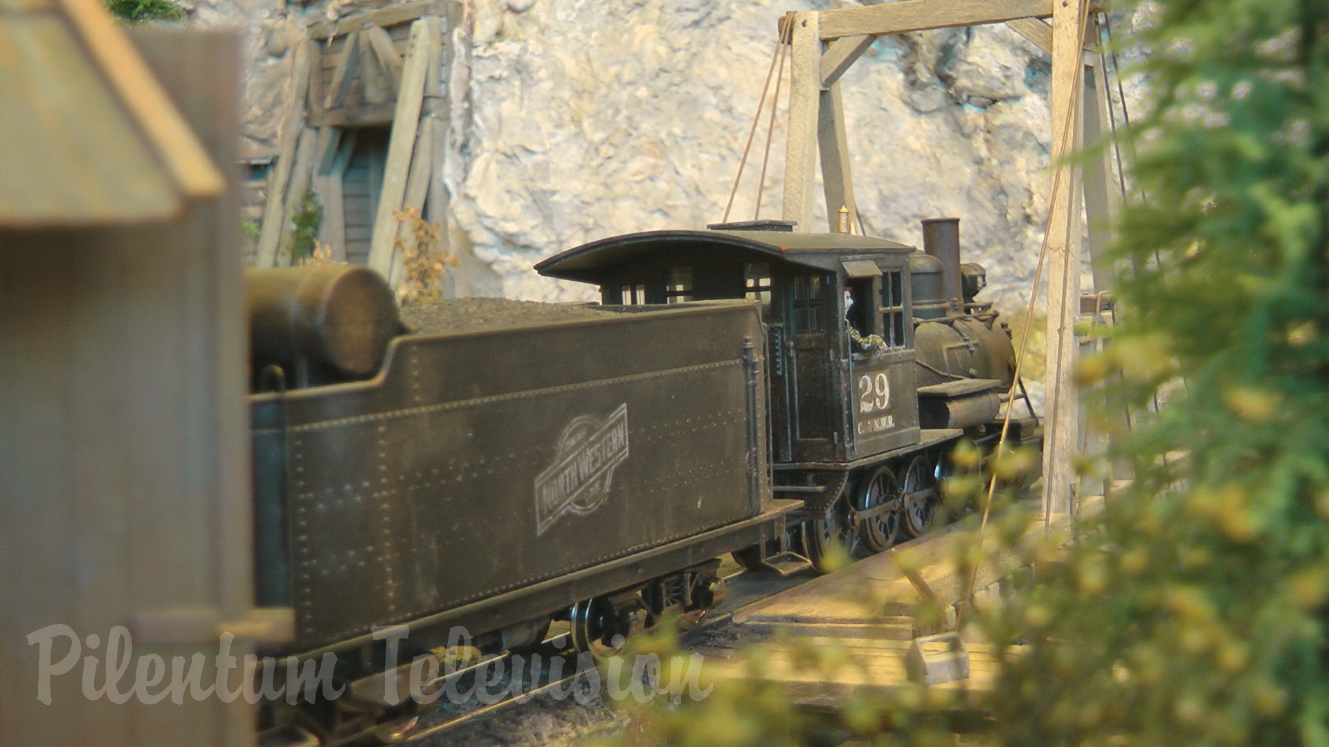 On30 Narrow Gauge Model Railroad Display with Steam Locomotives