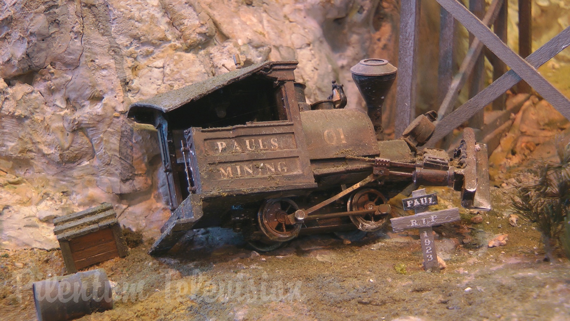 On30 Narrow Gauge Model Railroad Display with Steam Locomotives