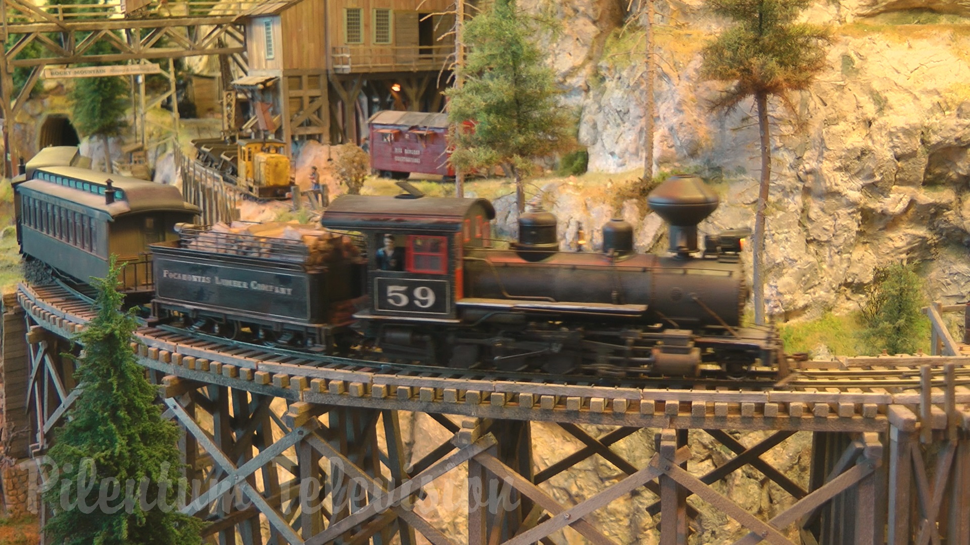 On30 Narrow Gauge Model Railroad Display with Steam Locomotives