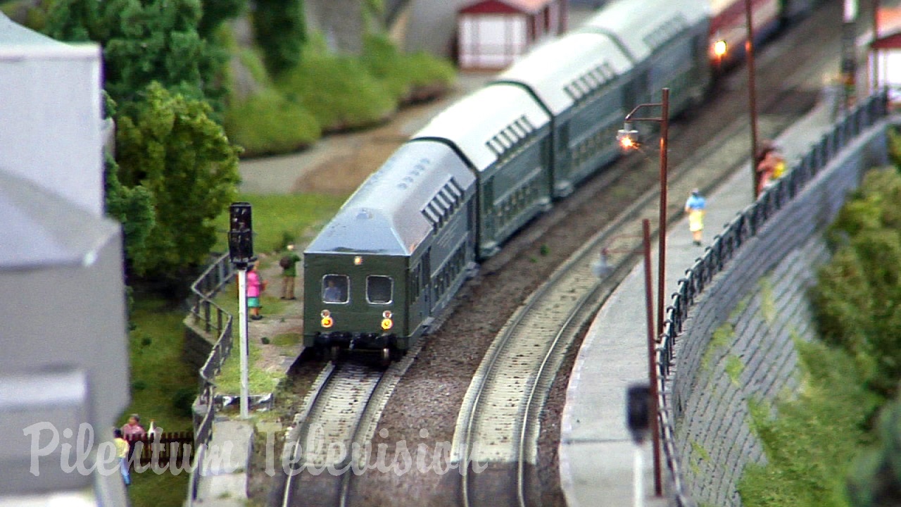 Model Trains and Model Railroading in former East Germany