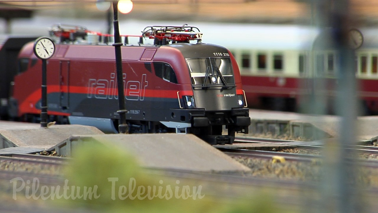 Model trains - Rare and famous types from Germany in HO scale