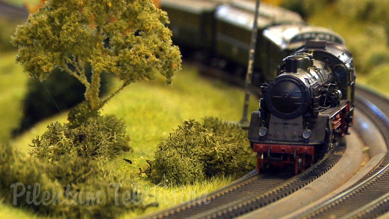 The Excellent Model Railroad Layout in HO Scale