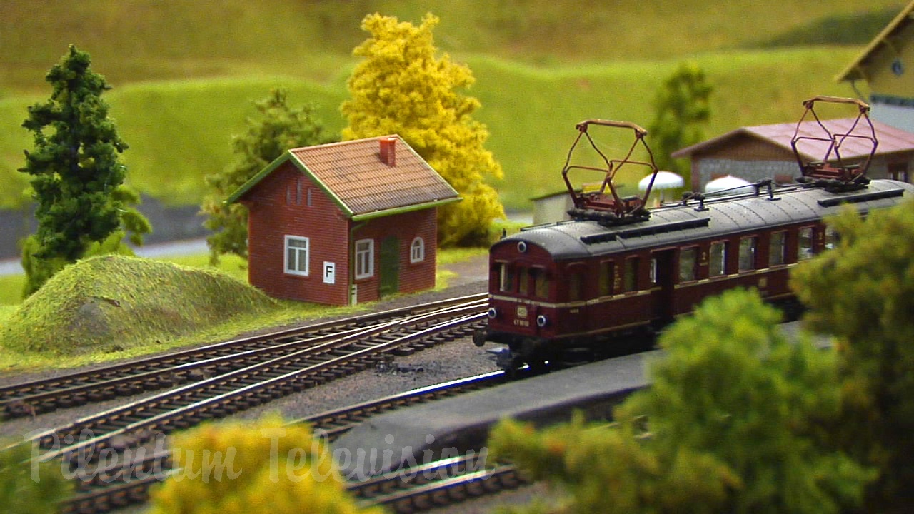 The Excellent Model Railroad Layout in HO Scale