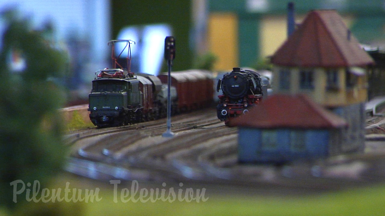 The Excellent Model Railroad Layout in HO Scale