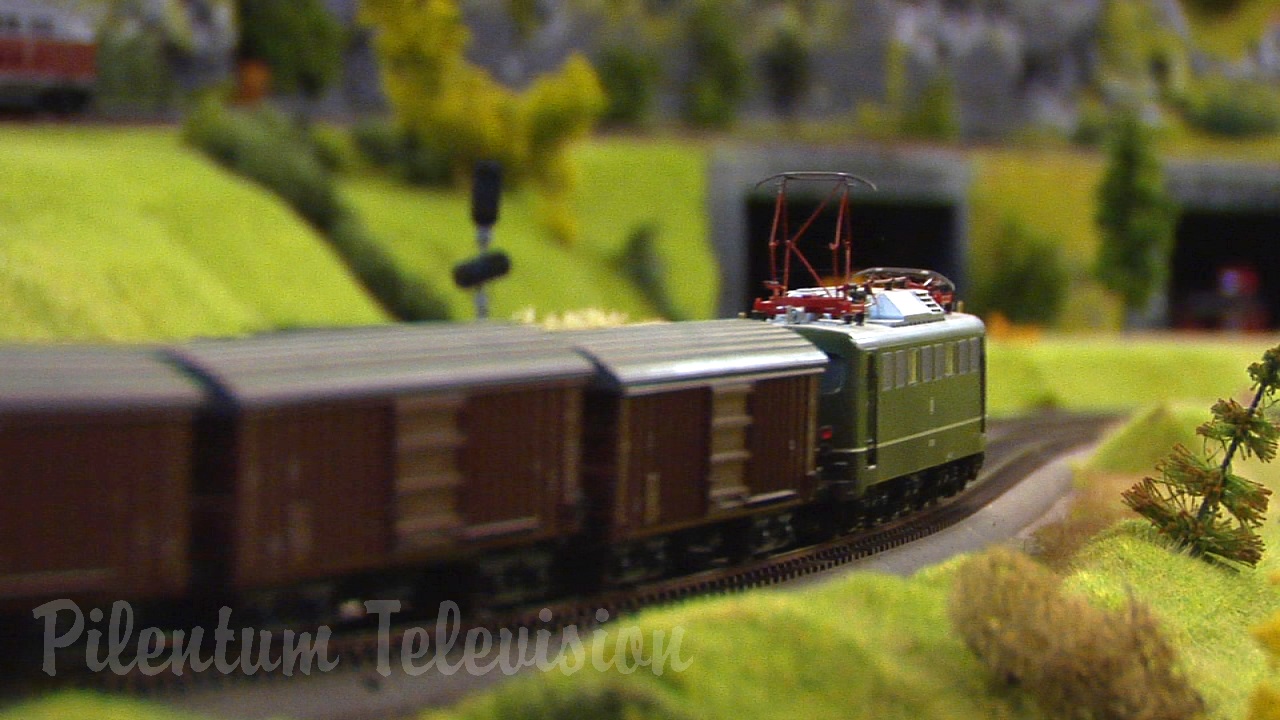 The Excellent Model Railroad Layout in HO Scale