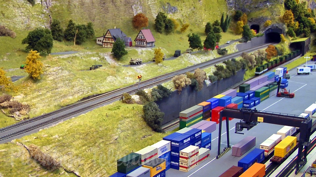 The Excellent Model Railroad Layout in HO Scale