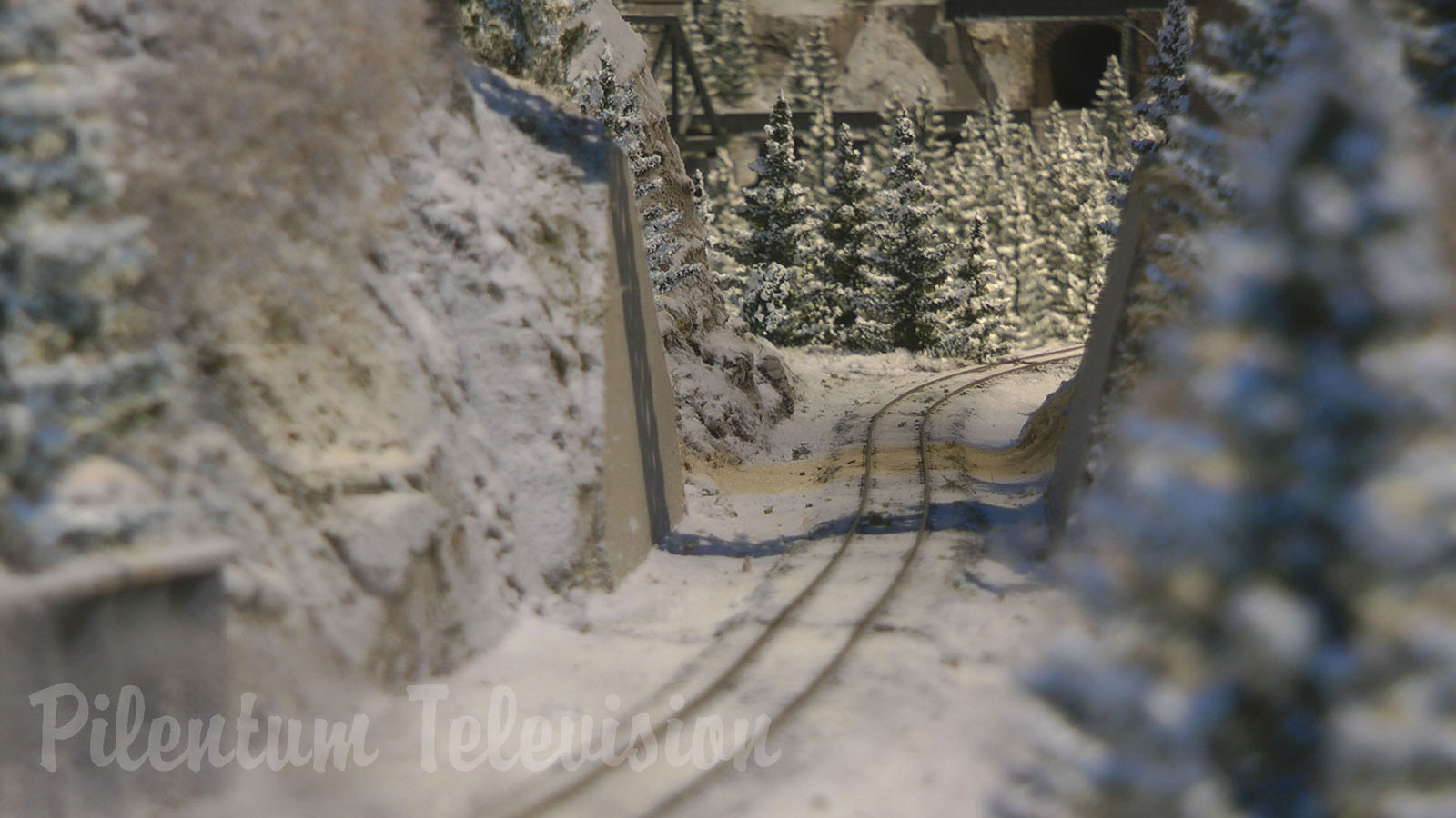 Beautiful Model Railroad Layout both in Summer and in Winter Landscape in HO scale