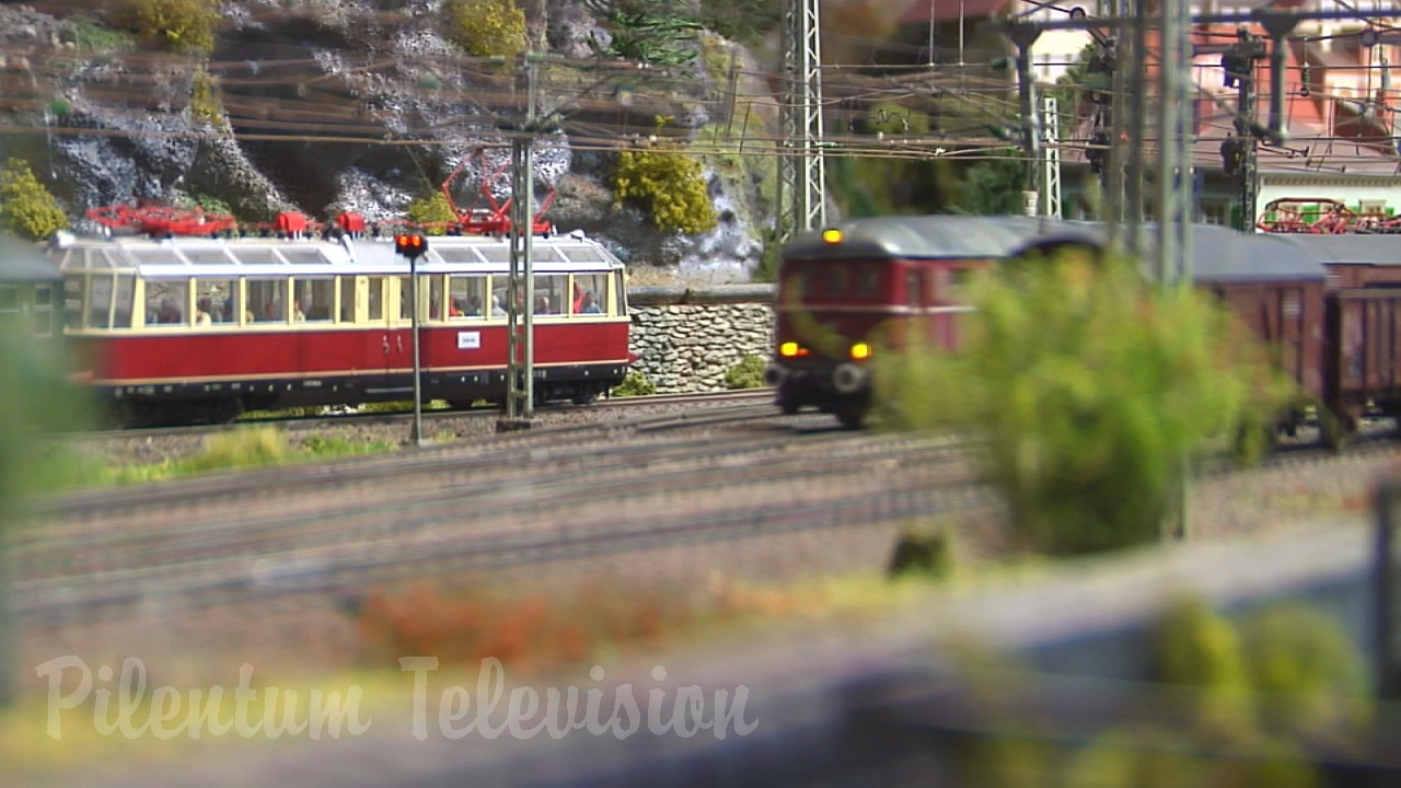 The World of Model Trains - Enjoy more than 75 different locomotives and train sets in HO scale