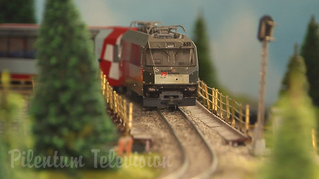 The World of Model Trains - Enjoy more than 75 different locomotives and train sets in HO scale