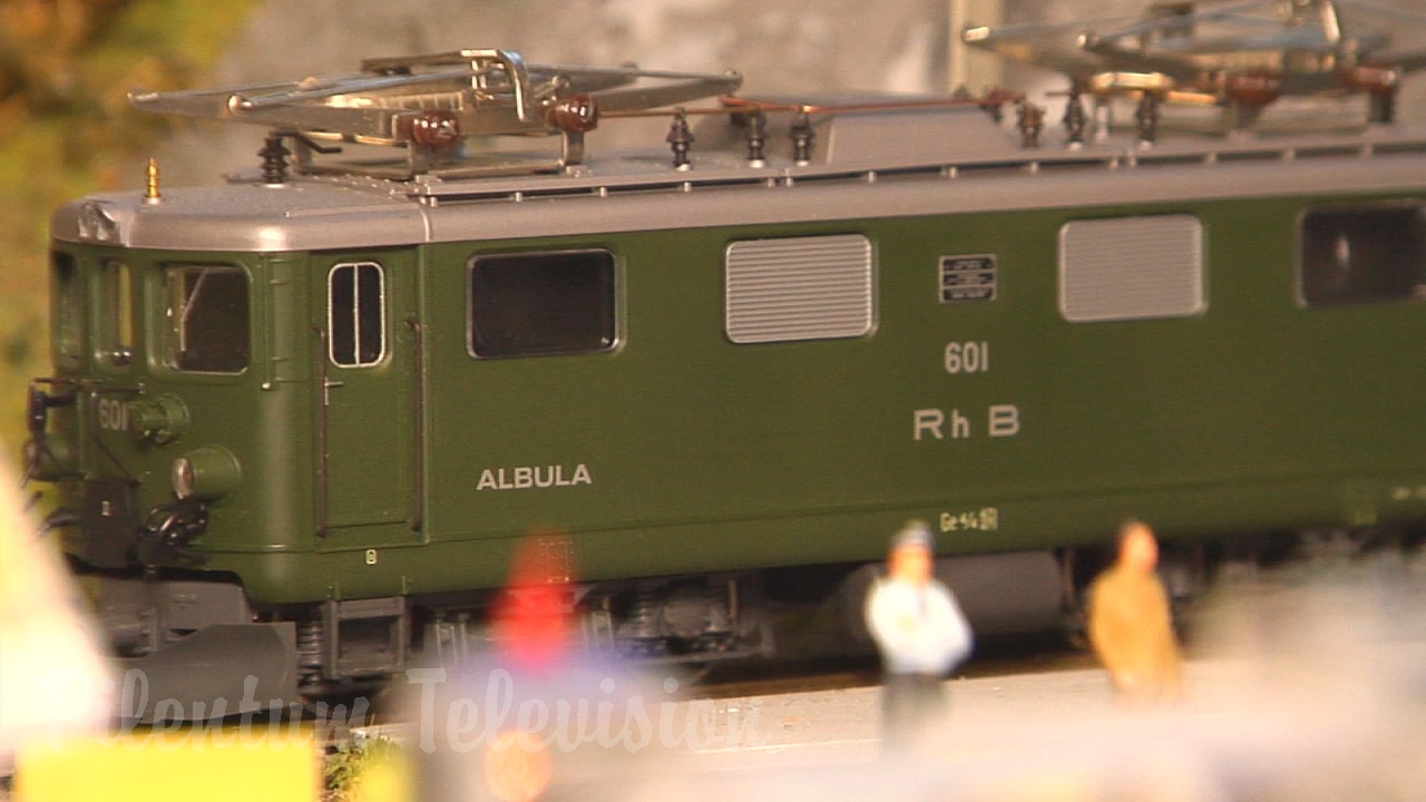 The World of Model Trains - Enjoy more than 75 different locomotives and train sets in HO scale