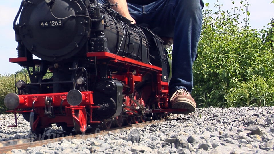 Big Boys and Great Toys: Live Steam Garden Railway and Real Steam Trains on Backyard Railroad