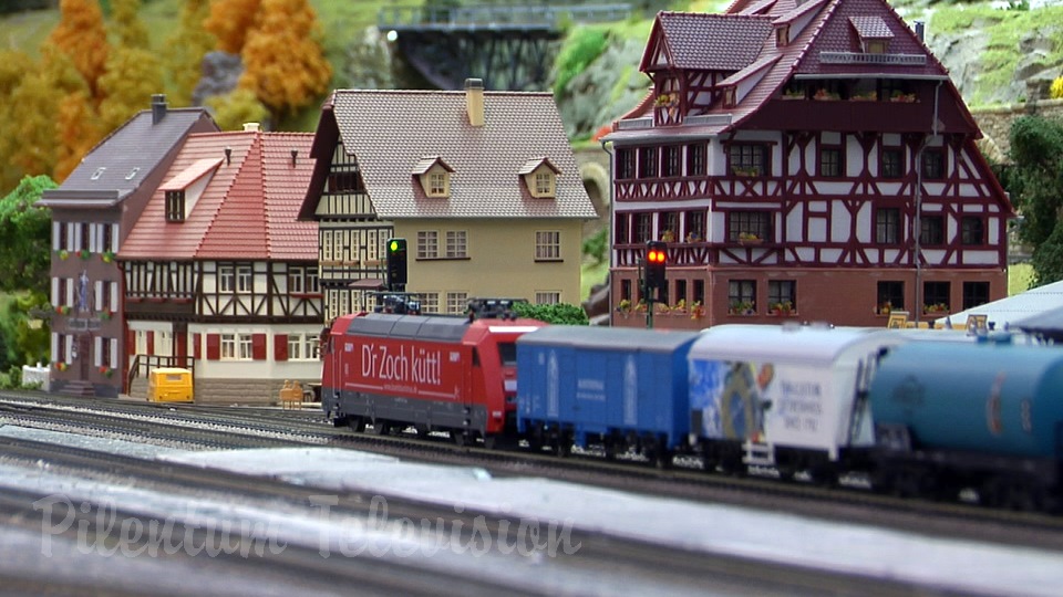 Model Train Video by Pilentum with Car System and Cab Ride on a Model Railway under Construction