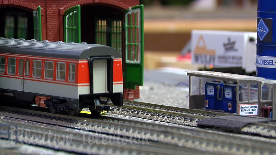 Model Train Video by Pilentum with Car System and Cab Ride on a Model Railway under Construction