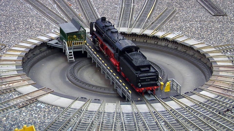 Model Train Video by Pilentum with Car System and Cab Ride on a Model Railway under Construction