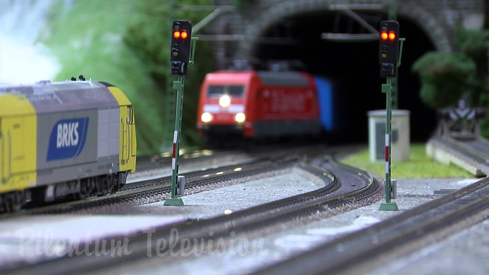 Model Train Video by Pilentum with Car System and Cab Ride on a Model Railway under Construction