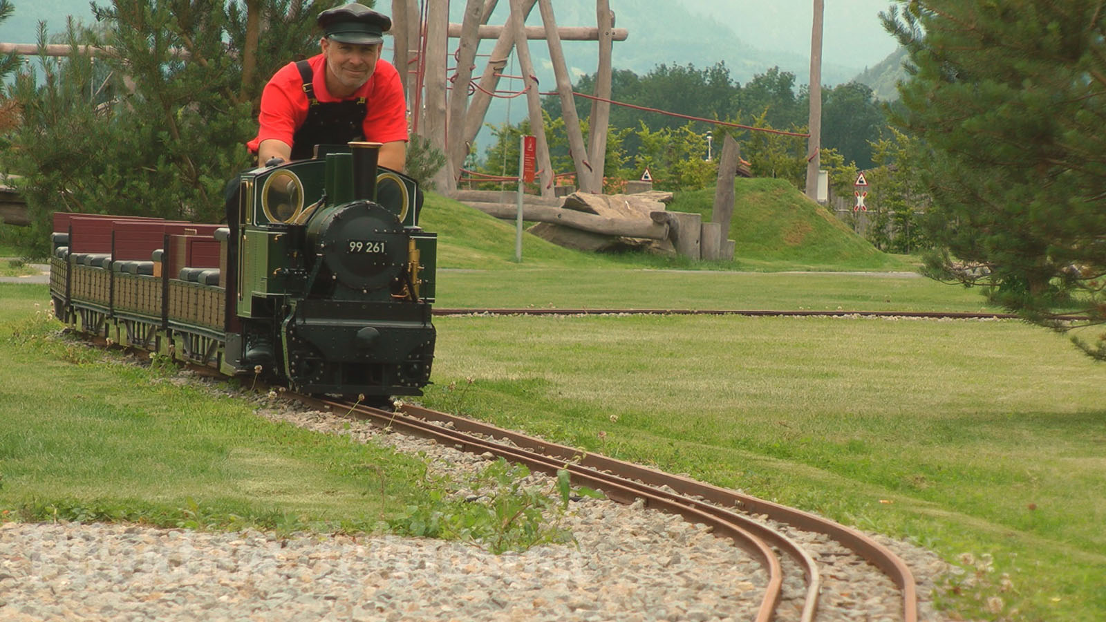 The Superb Steam Locomotive on Mr. Porsche 's Garden Railway including Firing Up the Steam Engine