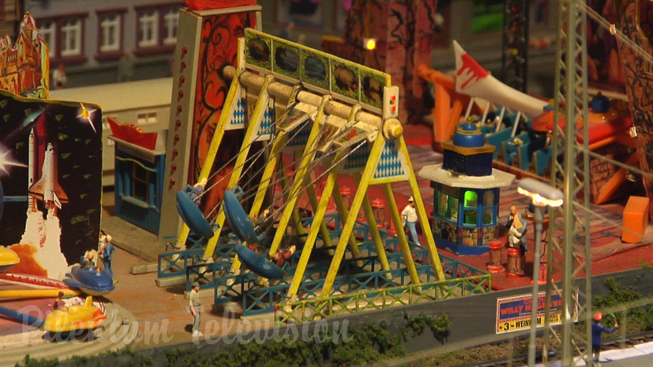 One of Europe’s largest model railway exhibitions: The ArsTECNICA model railroad in H0 scale