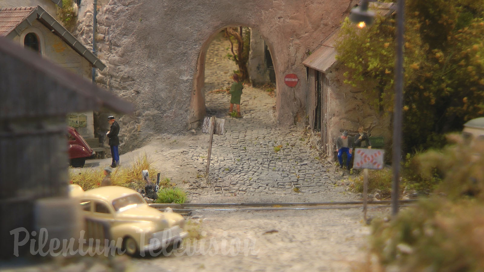 Amazing French Model Railroad Diorama Mouville by Henk Wust and Jan van Mourik