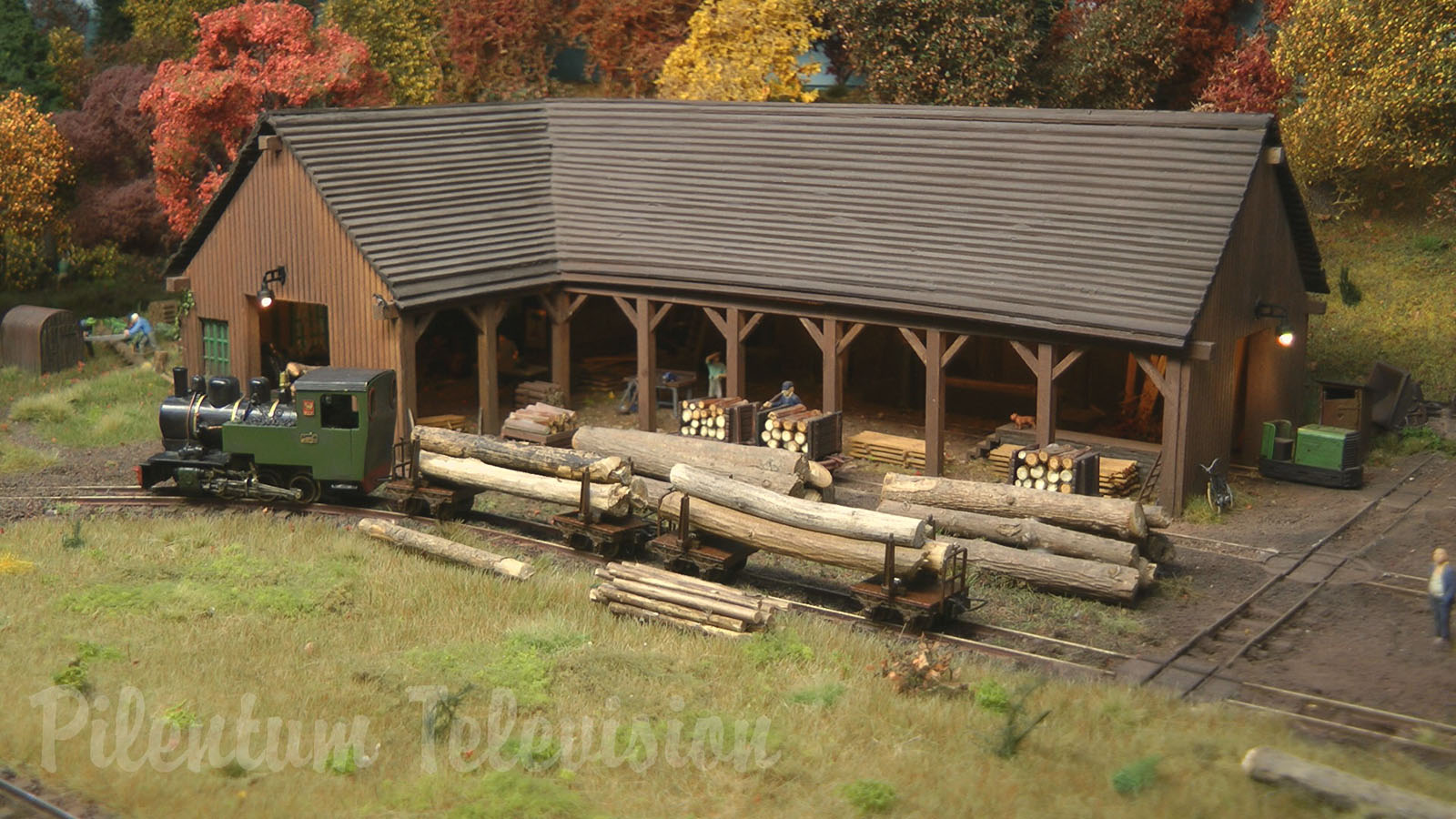 Superb Forest Model Railway and Sawmill in Narrow Gauge HO scale by Laurent Vandermotte