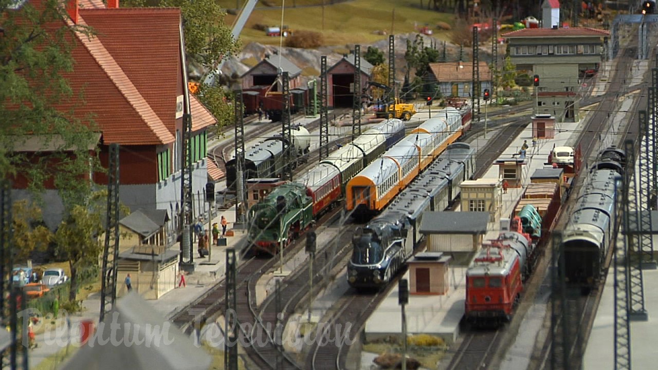 O Scale Trains at the Dresden Transport Museum by Pilentum Television