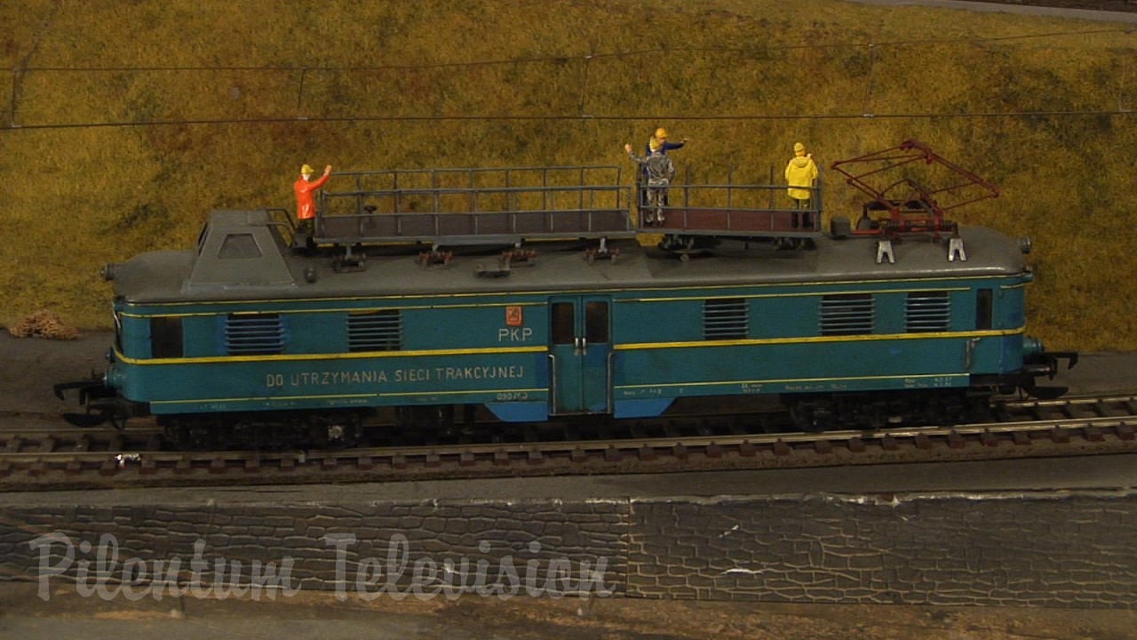 O Scale Trains at the Dresden Transport Museum by Pilentum Television