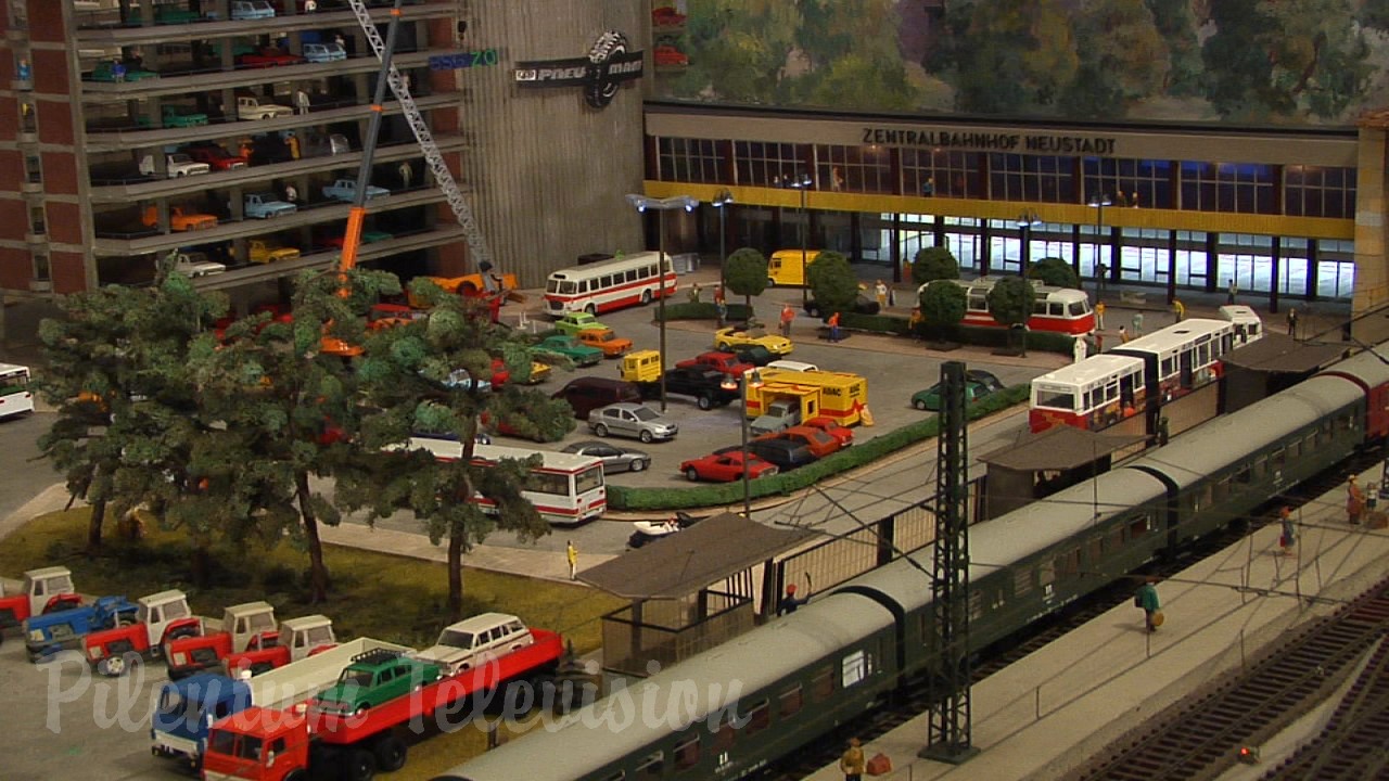 O Scale Trains at the Dresden Transport Museum by Pilentum Television