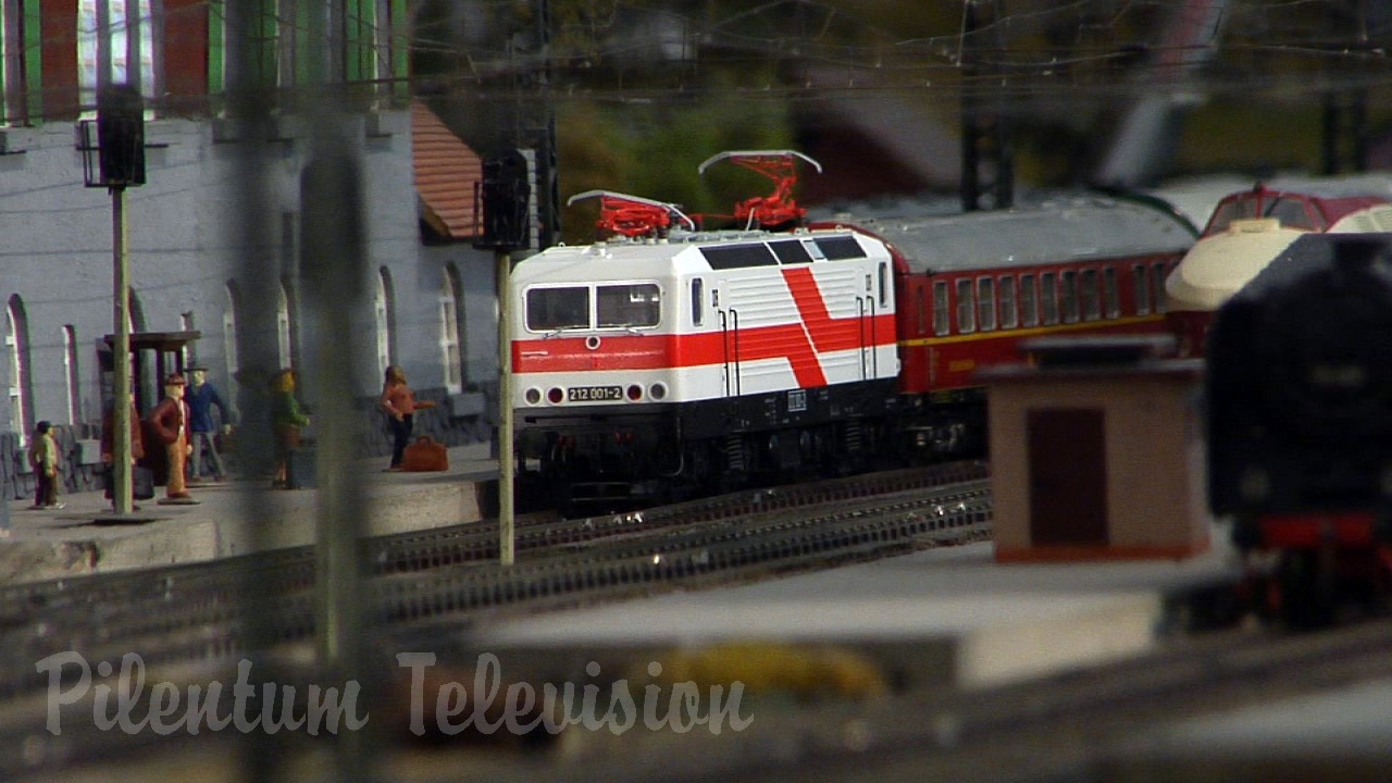 O Scale Trains at the Dresden Transport Museum by Pilentum Television